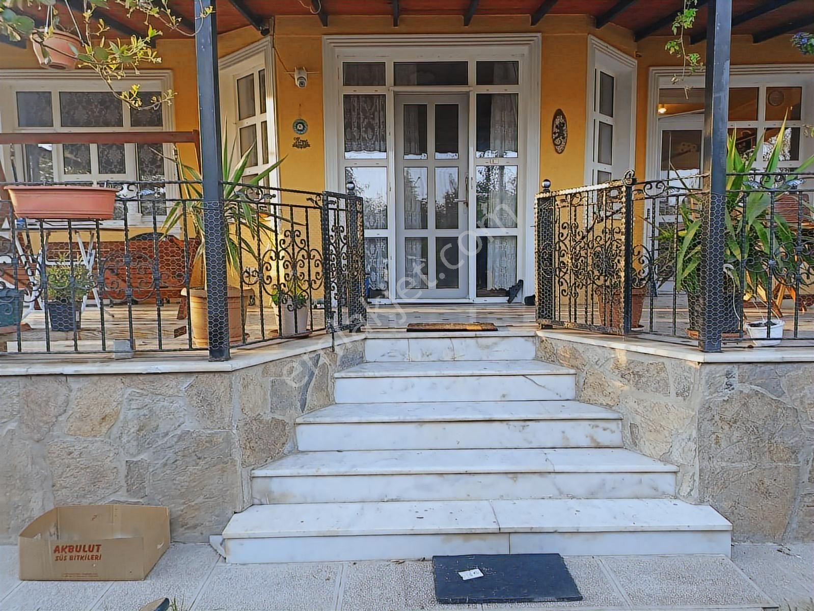 Site İçerisinde Satılık Havuzlu 7+2 Villa - Görsel 27
