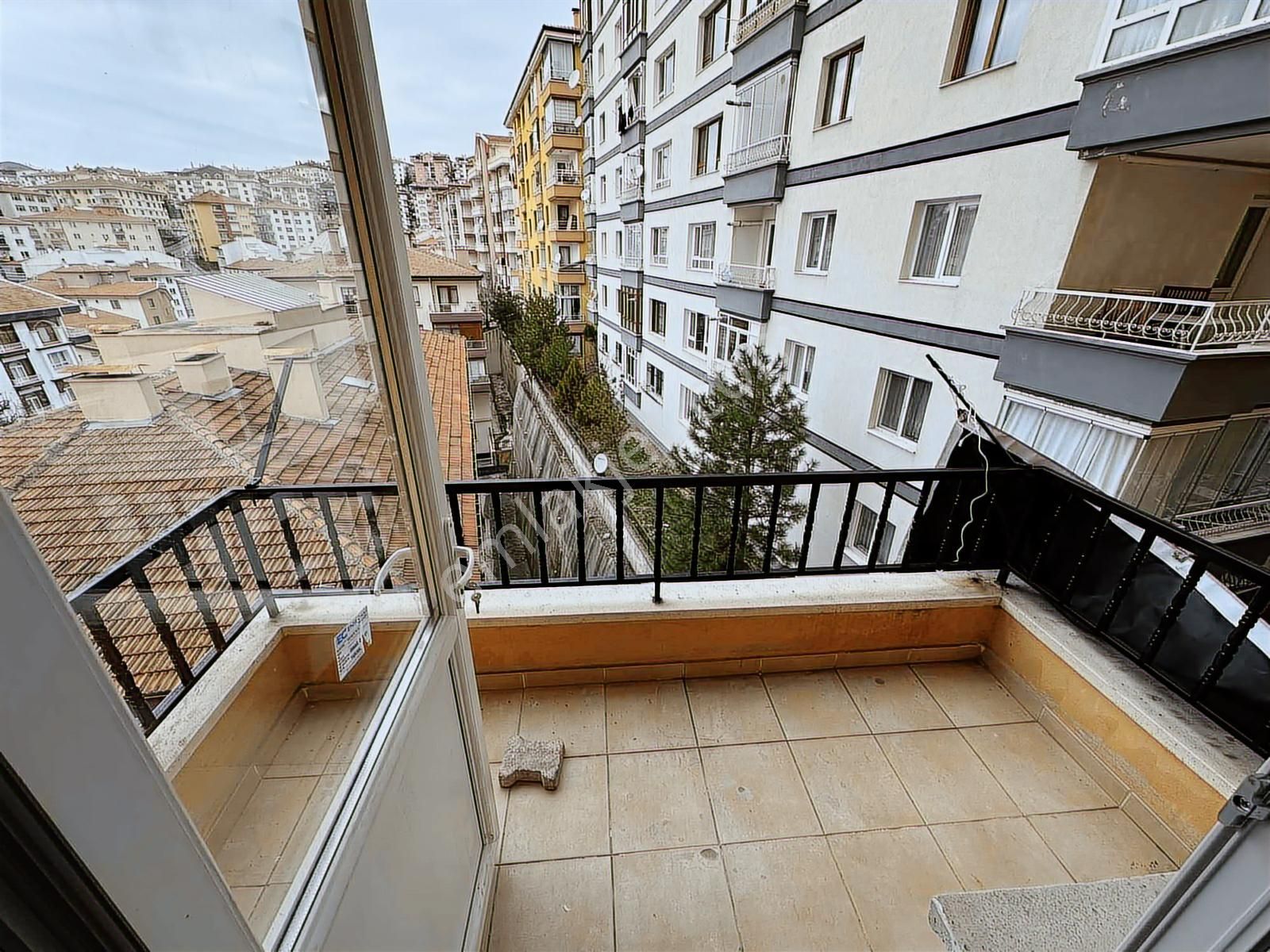 Kılıçsoy'dan Bademlik Cadde Üzerinde Asansörlü 3+1 Kiralık Daire - Görsel 18