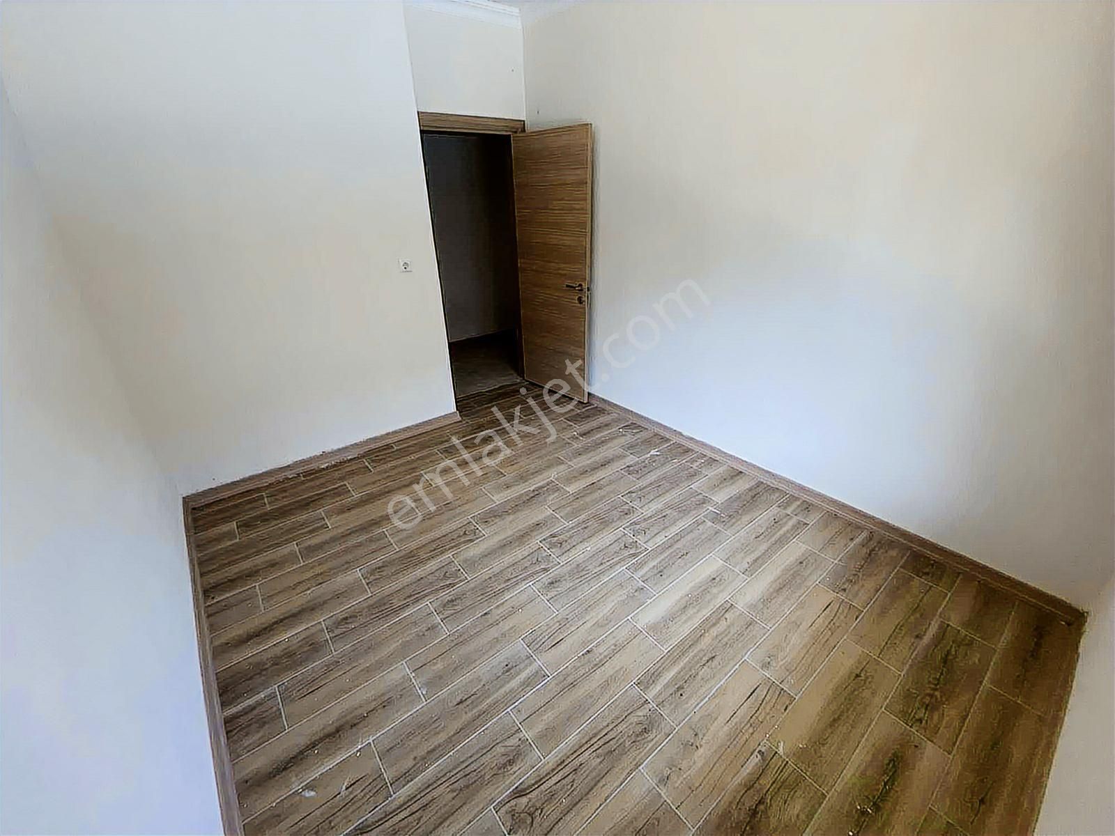 Denize 100m Havuzlu Lüks Sitede 2+1 Daire 85m² Ebeveyn Banyolu - Görsel 30