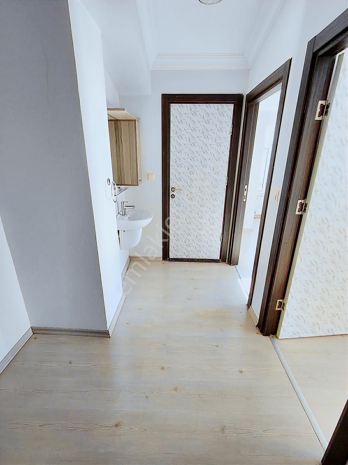 Kiralık 3+1 Bakımlı Asansörlü Daire Güney Cephe - Görsel 13
