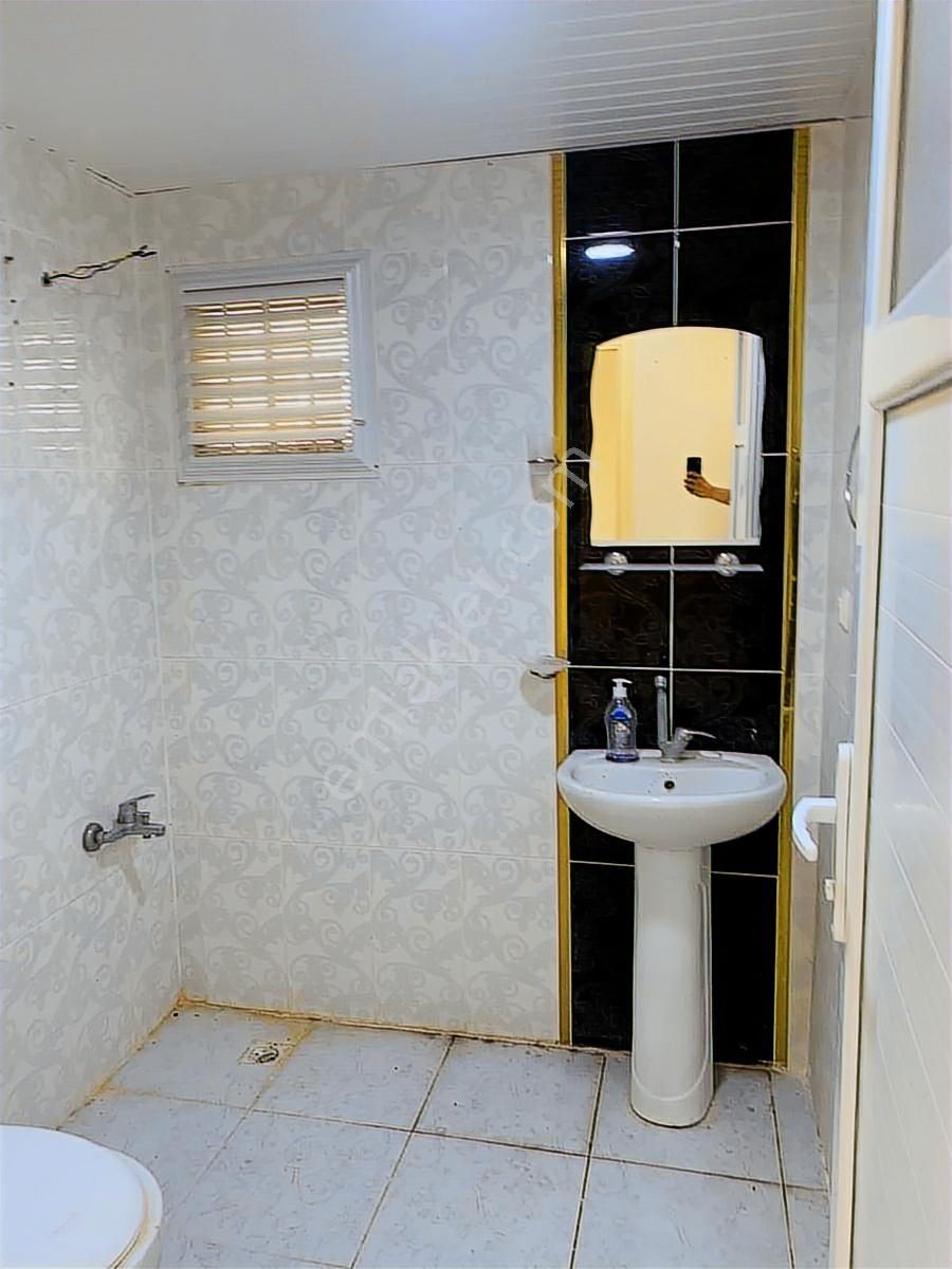 3 Ev Emlaktan Karaisali Da 3+1 Dogalgazli Kapali Mutfak Daire - Görsel 11