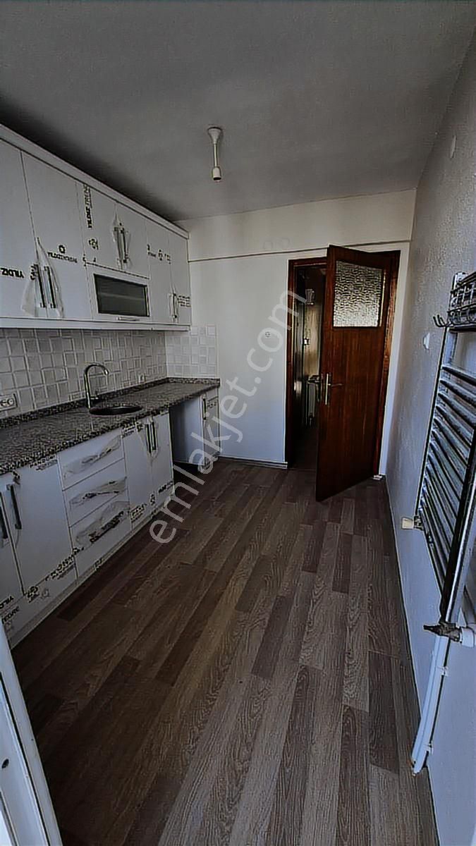 Dikili Merkezde Denize Yakın Jeotermalli Yeni Tadilatlı Kiralık - Görsel 19