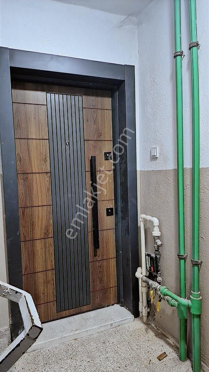 Dikili Merkezde Denize Yakın Jeotermalli Yeni Tadilatlı Kiralık - Görsel 8