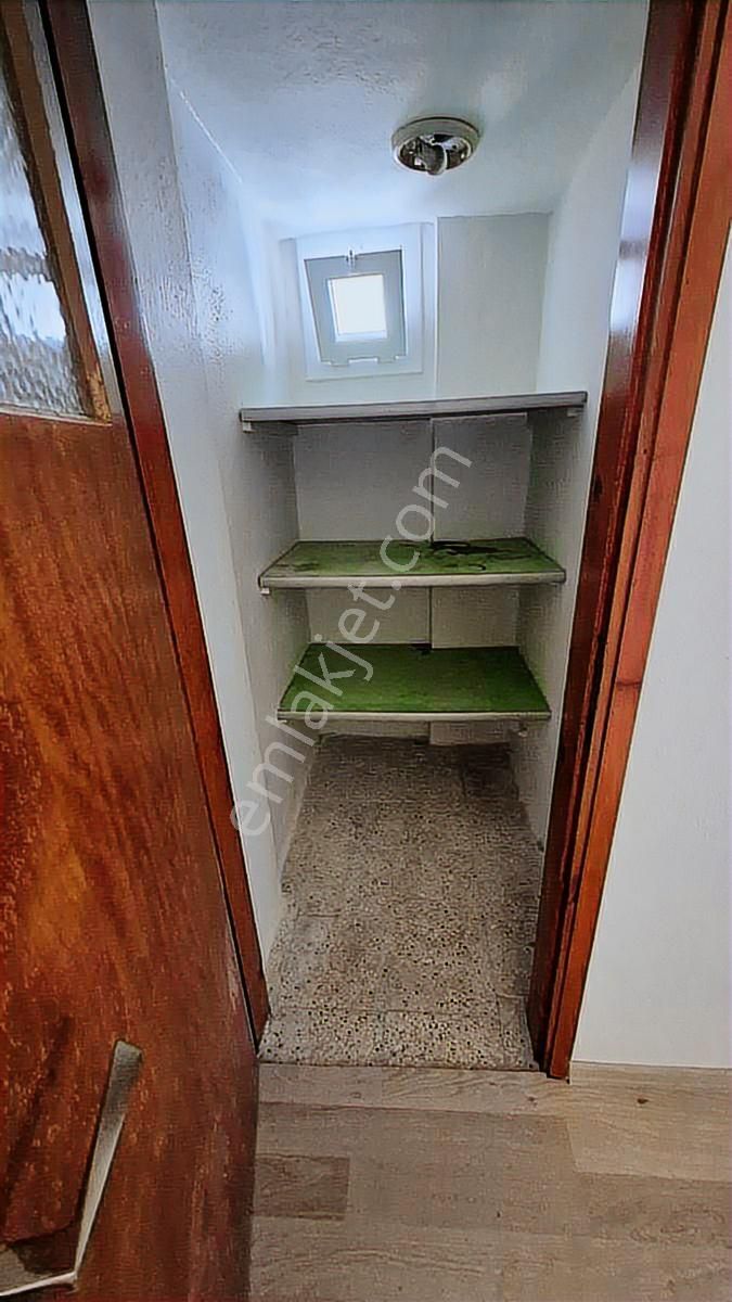 Dikili Merkezde Denize Yakın Jeotermalli Yeni Tadilatlı Kiralık - Görsel 23