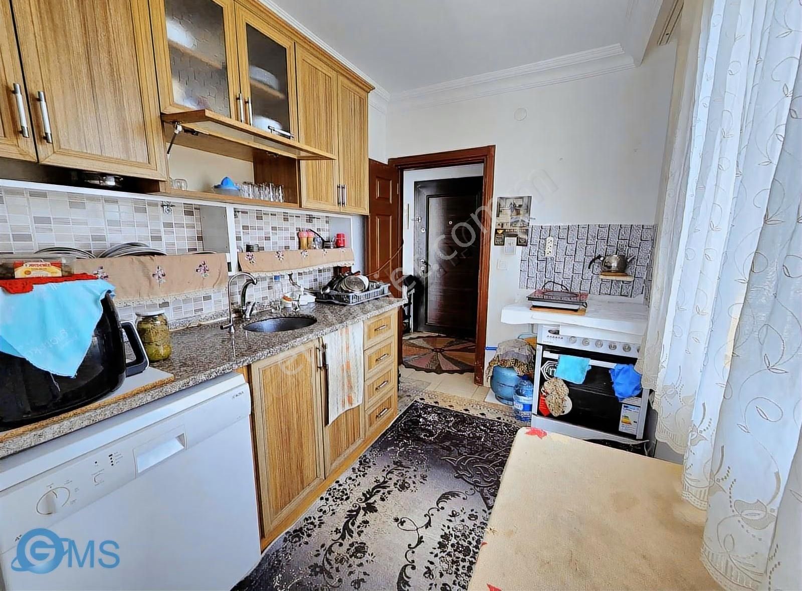 Aydoğmus Mahallesinde 2+1 90m² Fırsat Daire - Görsel 12