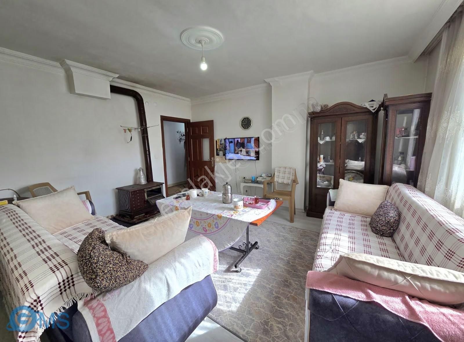 Aydoğmus Mahallesinde 2+1 90m² Fırsat Daire - Görsel 4