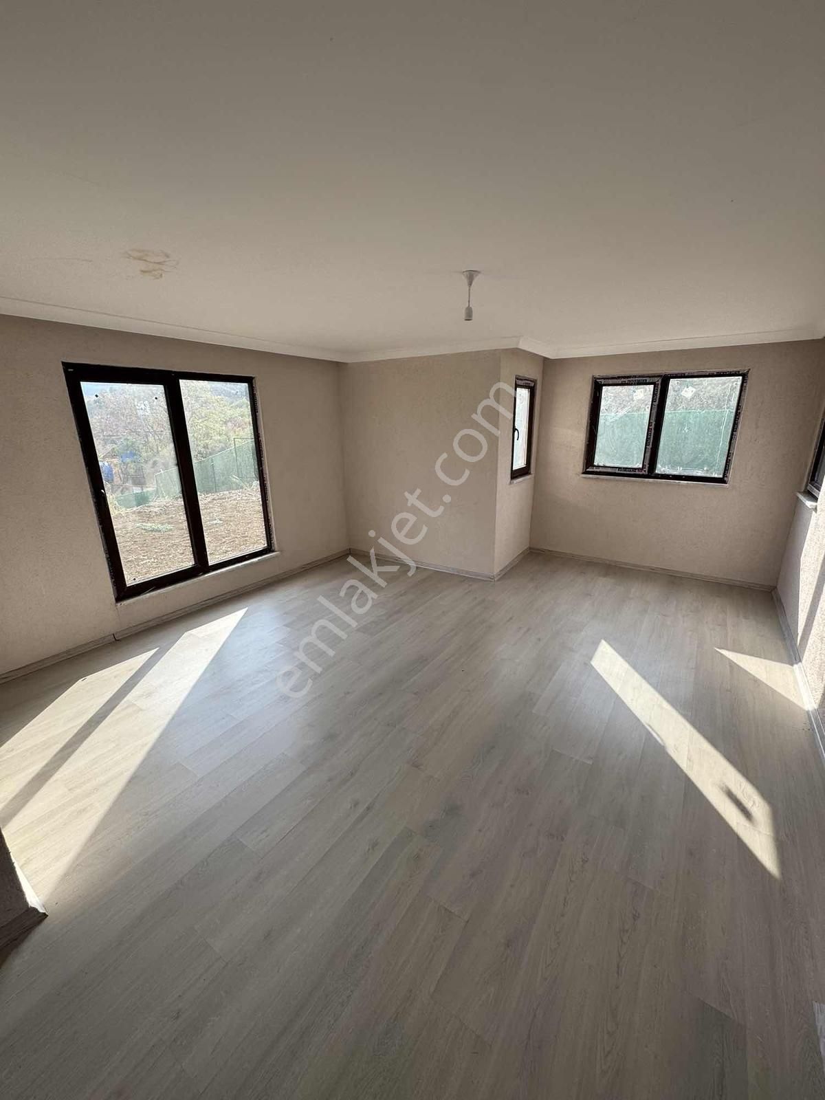 Baytürk Gayrimenkul'den Dağyenice'de Satılık 2+1 Tiny House - Görsel 7