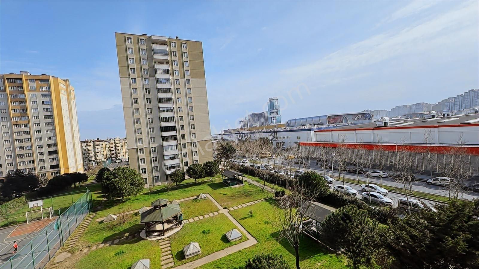 Beylikdüzü Site Metrobüse 1 Dk Ferah Geniş 3+1 Kiralık Daire