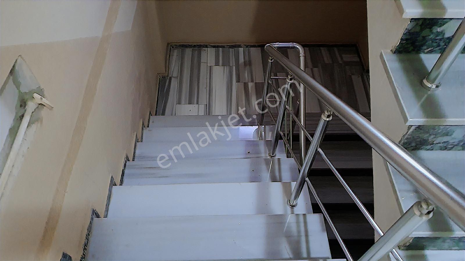 Tek Daire Üzeri, Eminevim Ve Yüksek Krediye Uygun - Ön Cephe 3+1 - Görsel 21