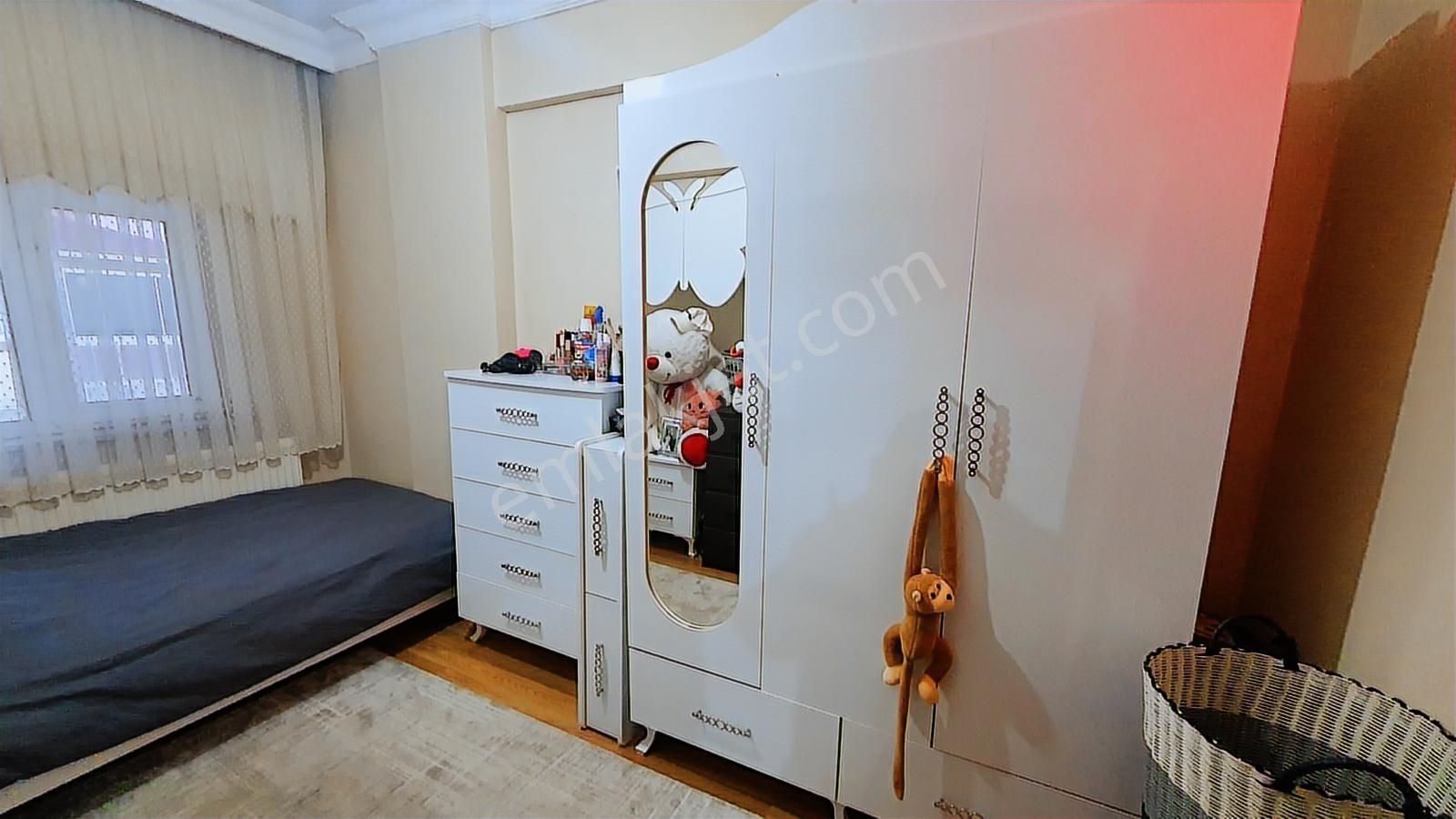 Tek Daire Üzeri, Eminevim Ve Yüksek Krediye Uygun - Ön Cephe 3+1 - Görsel 22