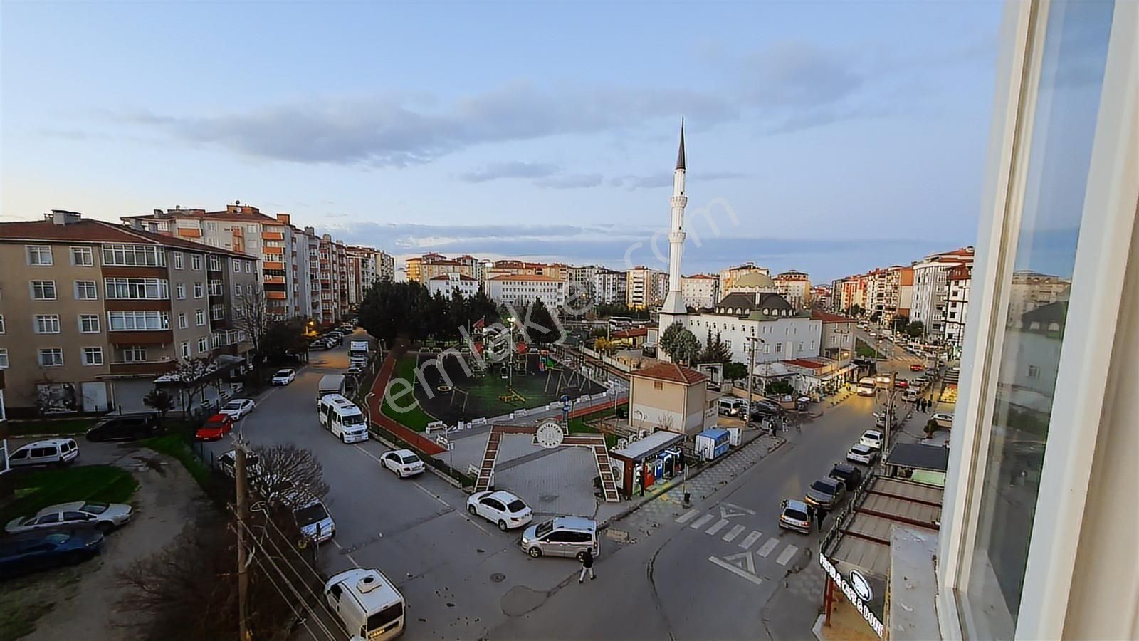 Tek Daire Üzeri, Eminevim Ve Yüksek Krediye Uygun - Ön Cephe 3+1 - Görsel 15