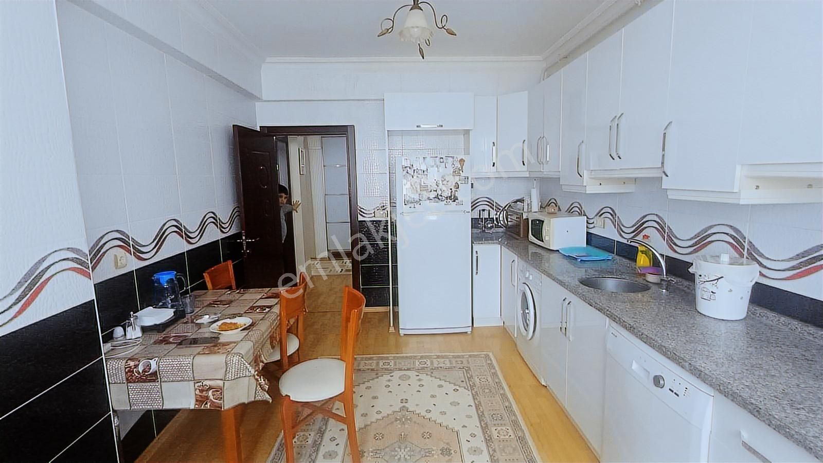 Çerkezköy'de Satılık 3+1 Daire - Görsel 7