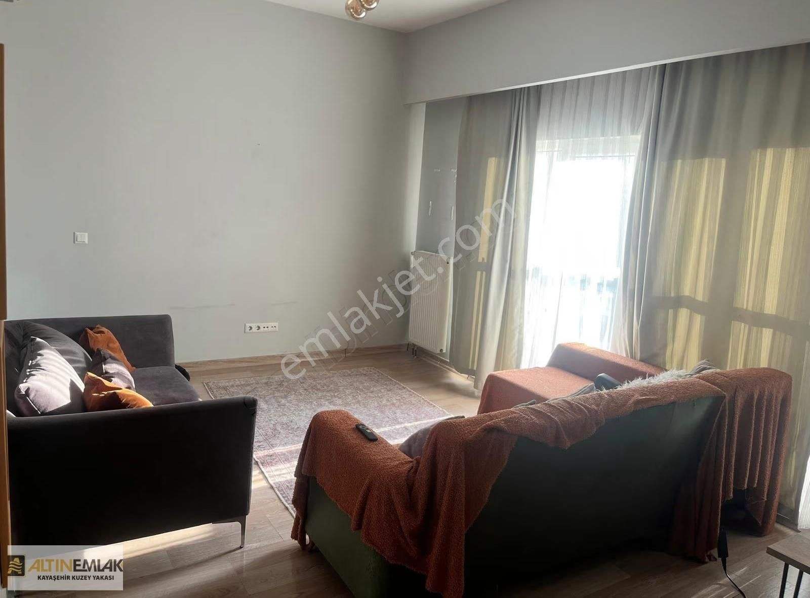 Medikule Rezidans'ta Kiralık 1+1 Daire - Eşyasız-giyinme Odalı - Görsel 5