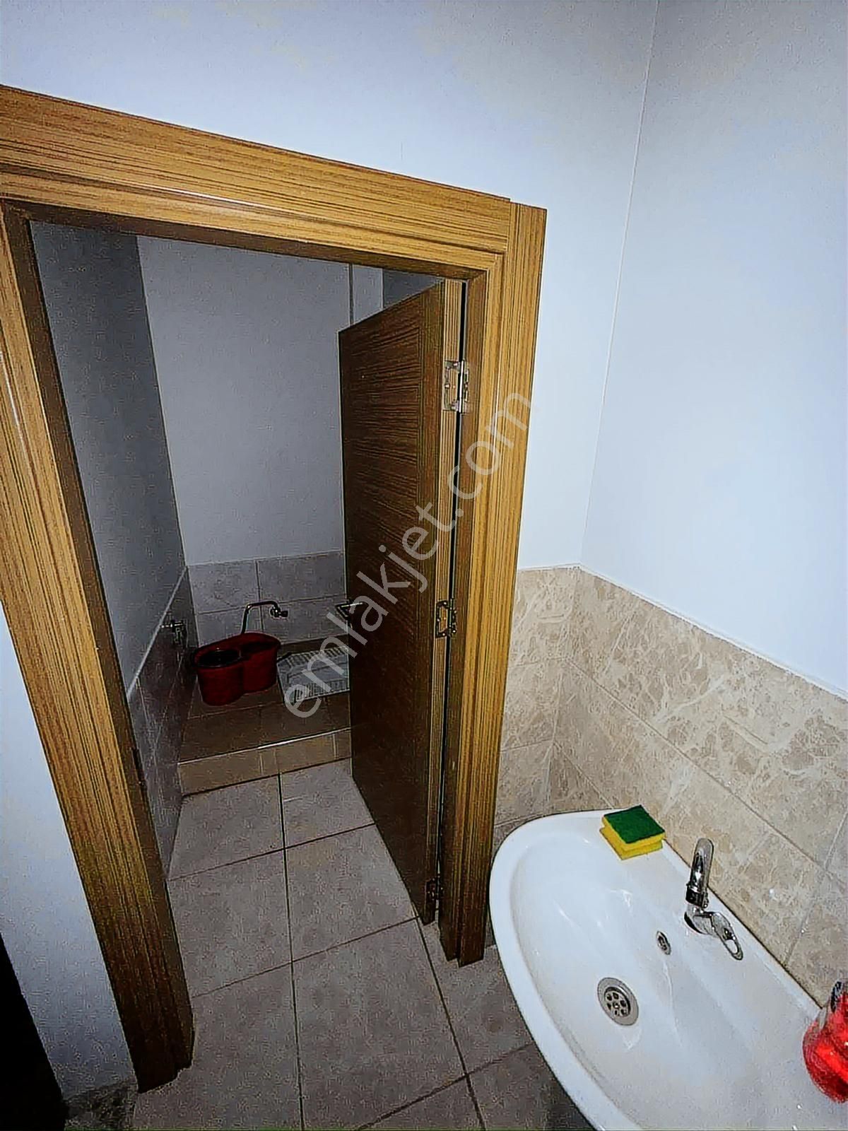 Trabzon Pelitlide Kiralık Dükkan - Görsel 4