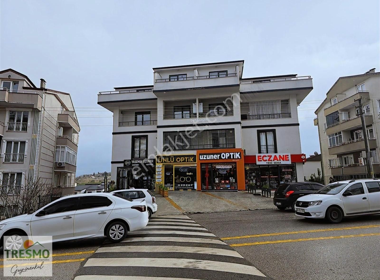 Şehir Hastanesi Boğazova Cadde Üstü 1+1 70m2 Satılık Daire