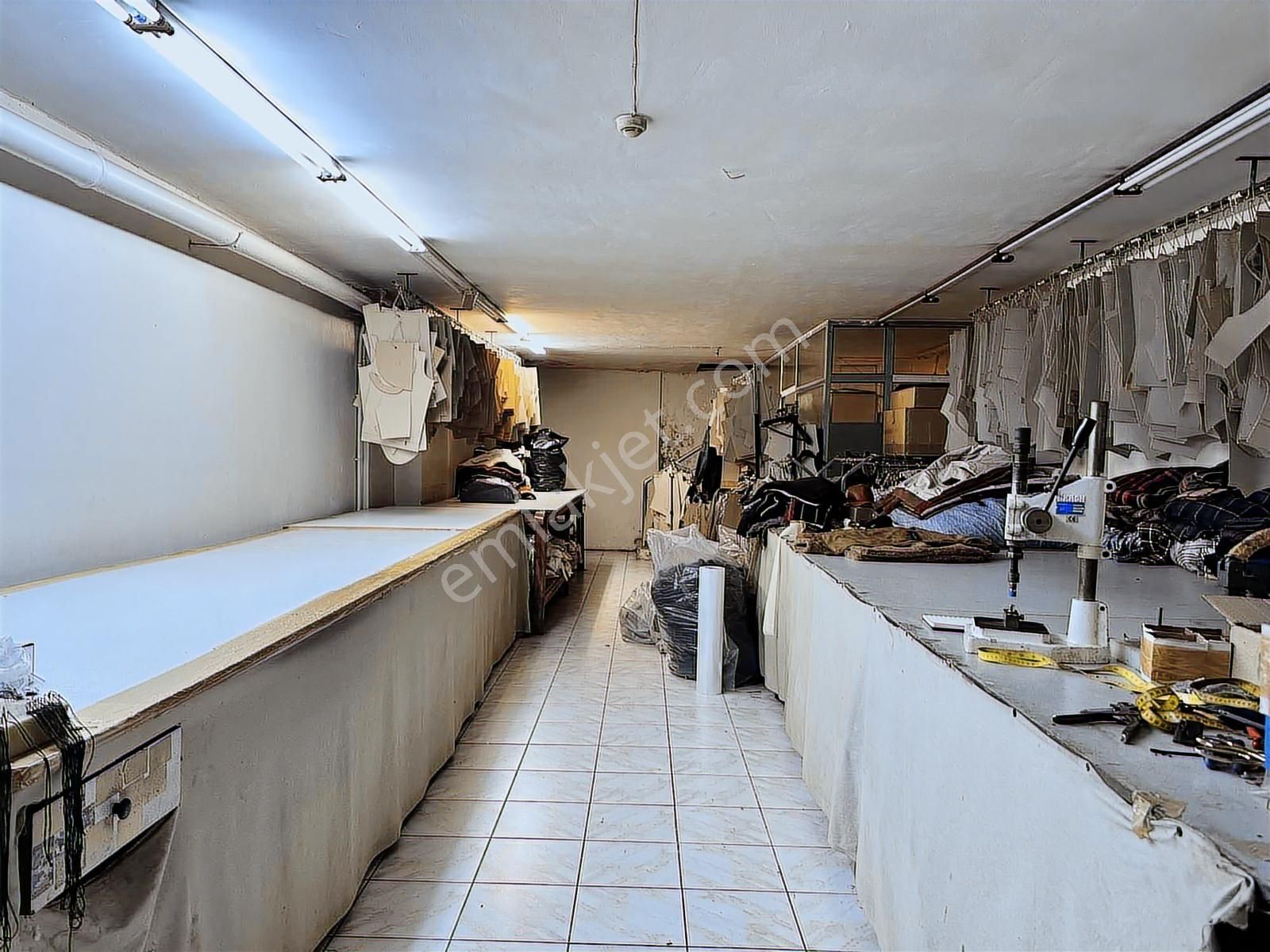 Sevcan Remax Zeytinburnu Çırpıcı 60m2 Depolu 150m2 Cadde Dükkan - Görsel 10