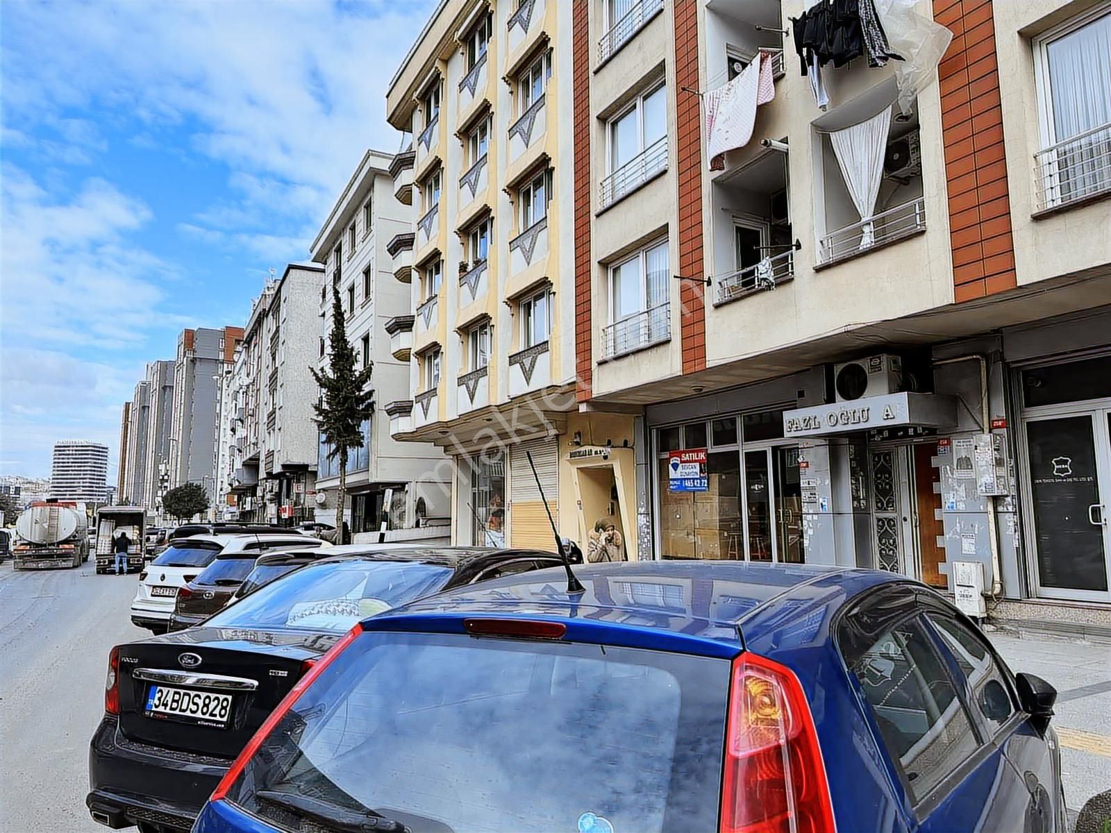 Sevcan Remax Zeytinburnu Çırpıcı 60m2 Depolu 150m2 Cadde Dükkan - Görsel 19