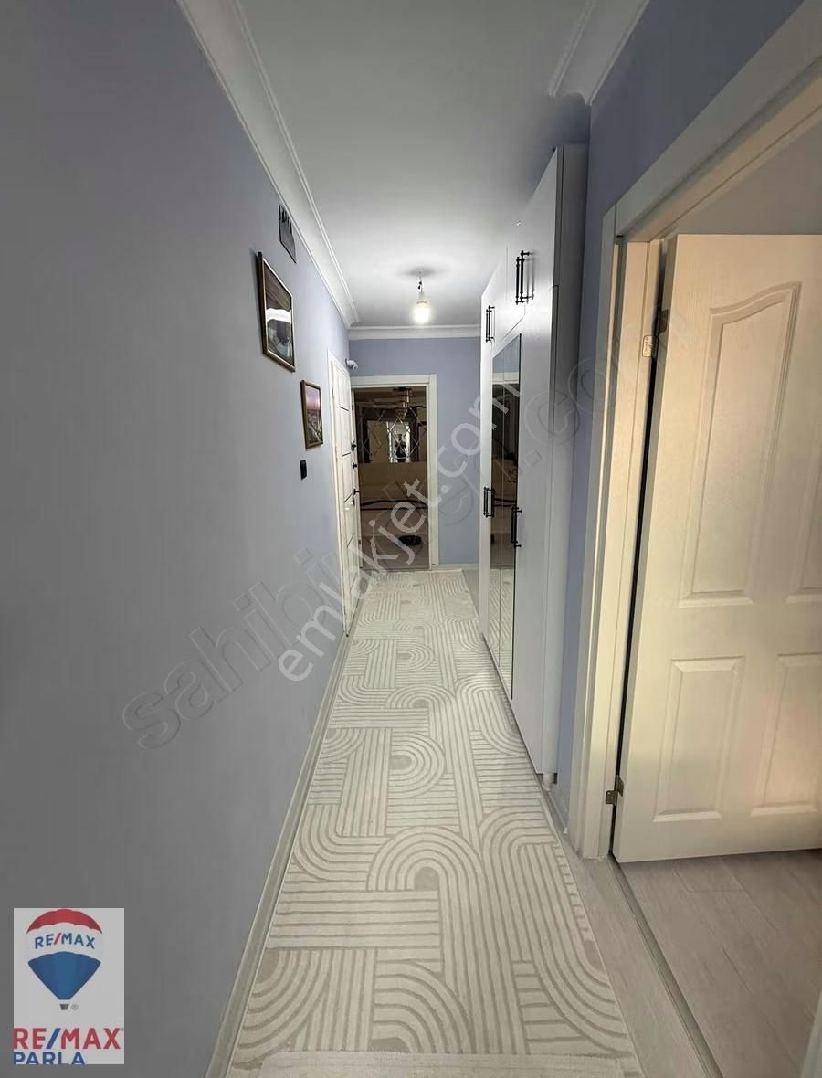 Remax / Murat / Atakent Tramvay Durağına 150 Metre Mesafede 2+1 - Görsel 9