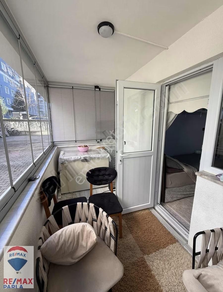 Remax / Murat / Atakent Tramvay Durağına 150 Metre Mesafede 2+1 - Görsel 12