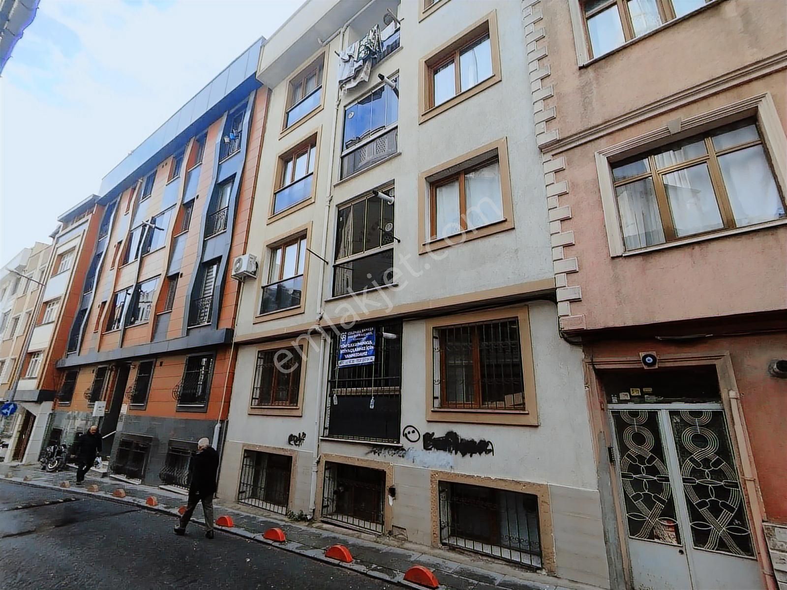 Bayrampaşa Altıntepsi Kiralık 2+1 Daire