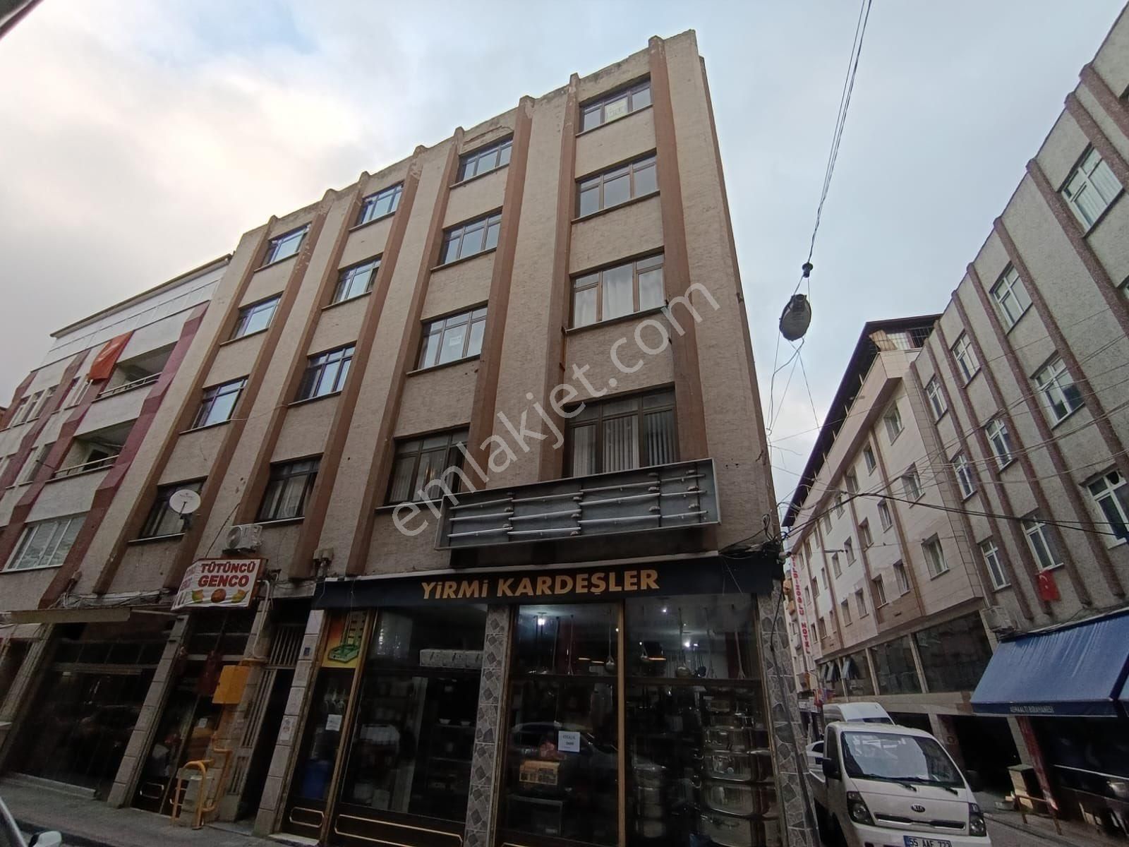 İlkadım Cumhurıyet Meydanı’na Yakın Masrafsız 2 + 1 - Görsel 15