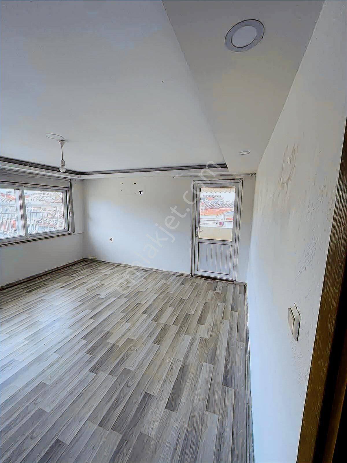 Çatı Katında Daire