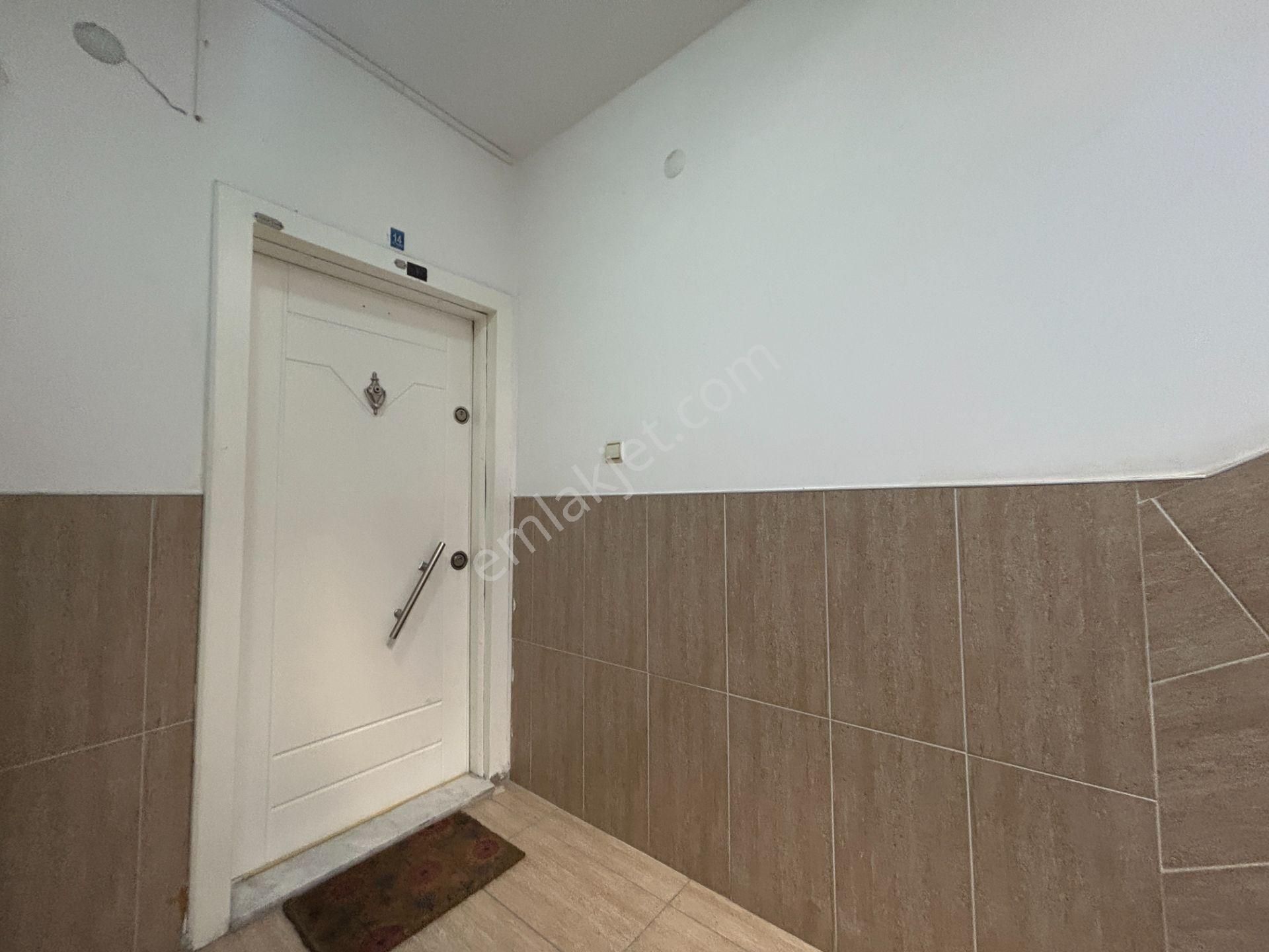 Alanya Merkez Atatürk Caddesinde Denize 100 Metre Eşyalı 2+1 - Görsel 21