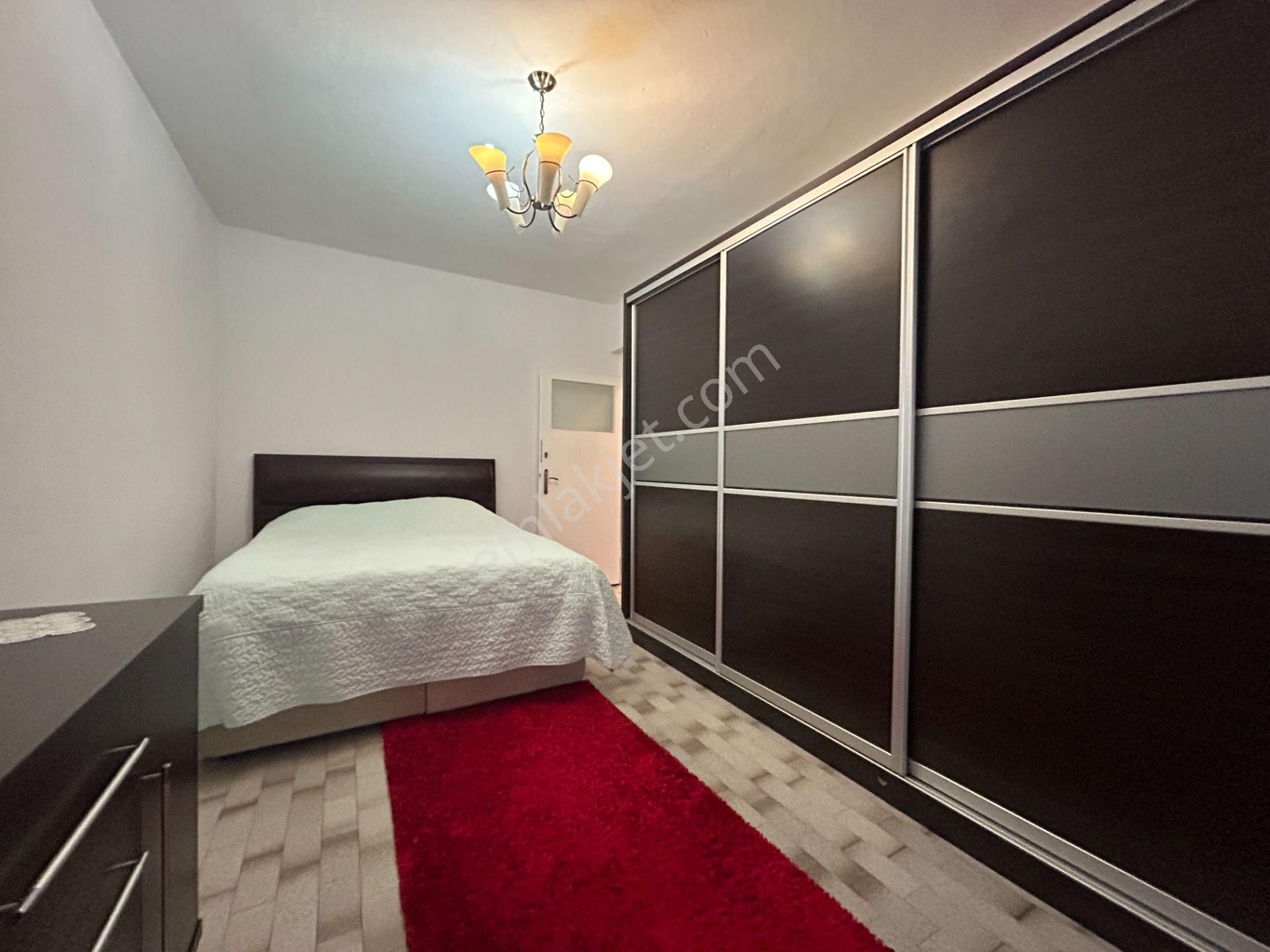 Alanya Merkez Atatürk Caddesinde Denize 100 Metre Eşyalı 2+1 - Görsel 11