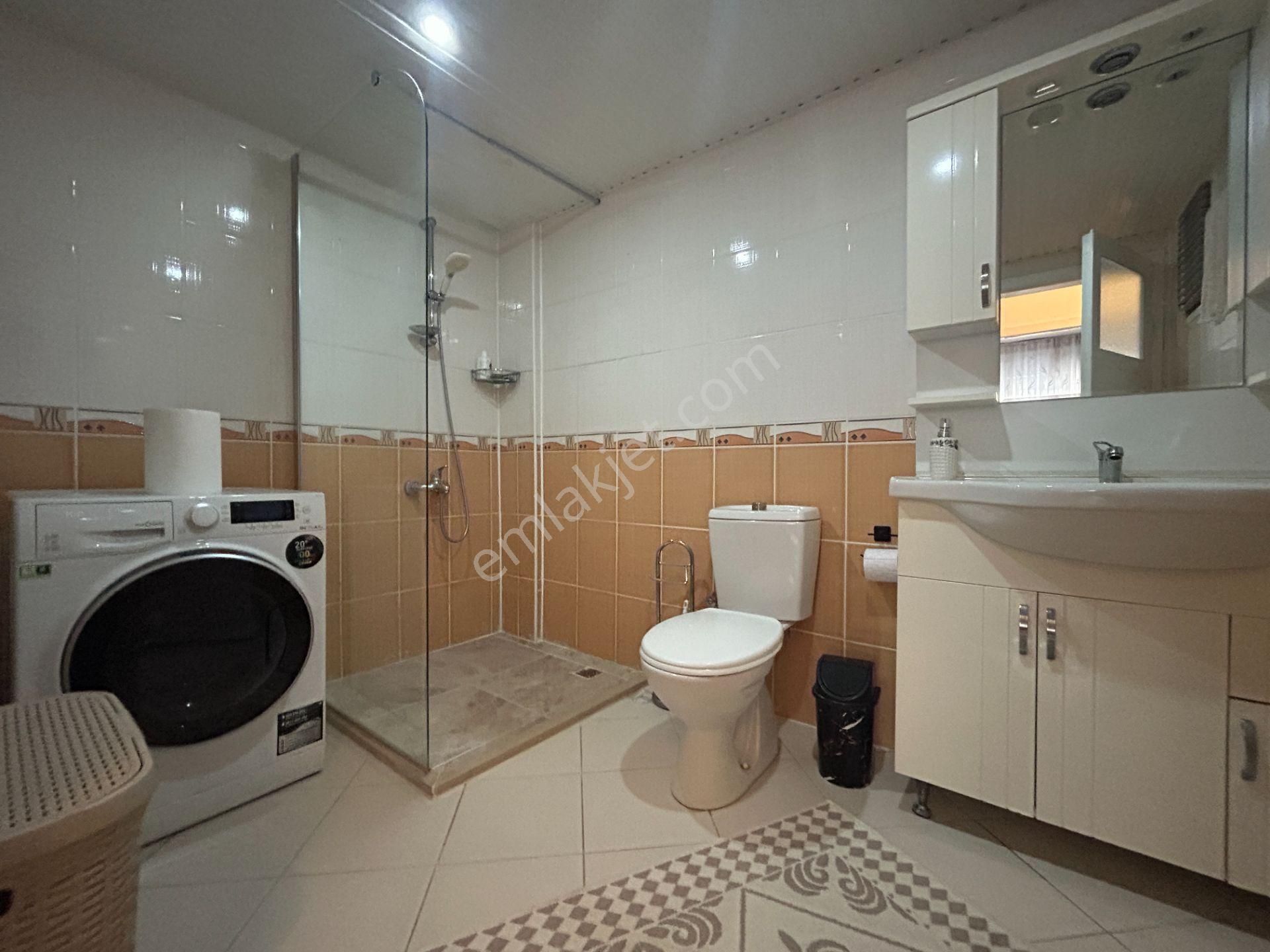 Alanya Merkez Atatürk Caddesinde Denize 100 Metre Eşyalı 2+1 - Görsel 15