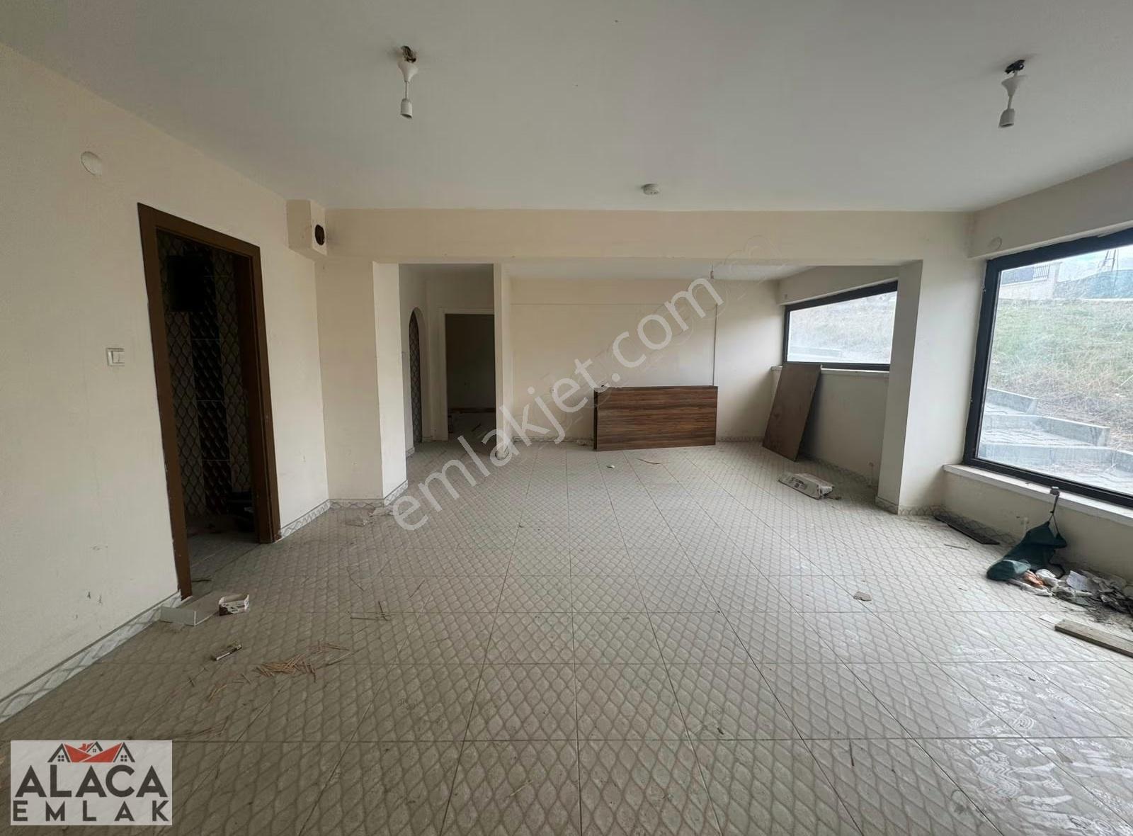 Karapürçek Mahallesi'nde At Çiftliği Yanı Satlık 90m2 Dükkan - Görsel 12