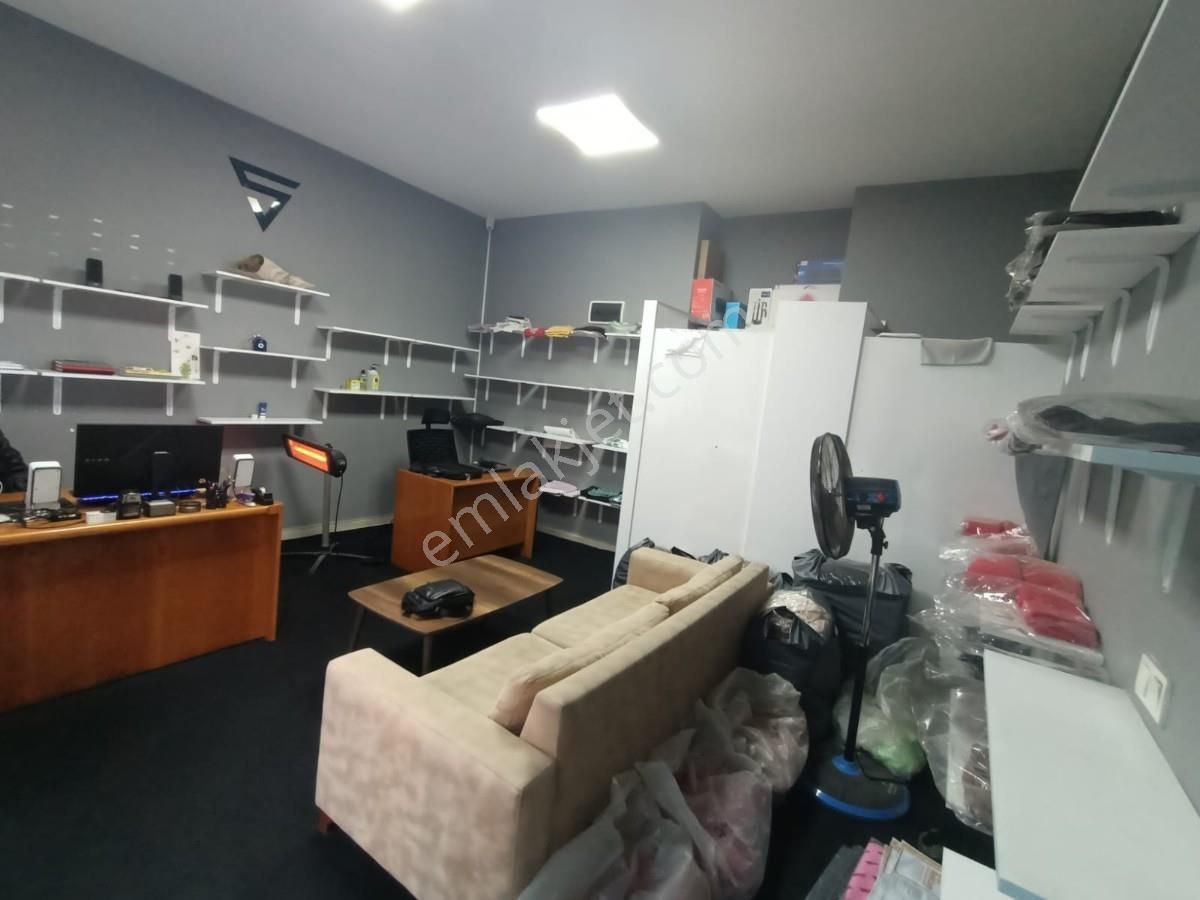 'turyap Tan Ümraniye Merkez De Kiralık Dükkan' - Görsel 3