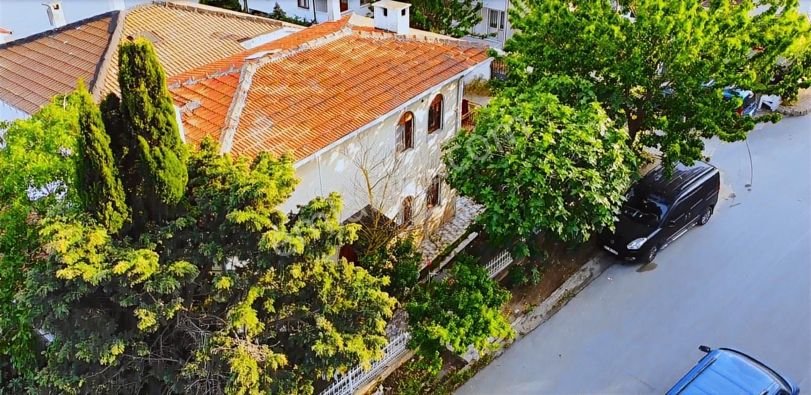 Silivride Denize Yürüme Mesafesinde Bahçeli 3+1 Villa - Görsel 3