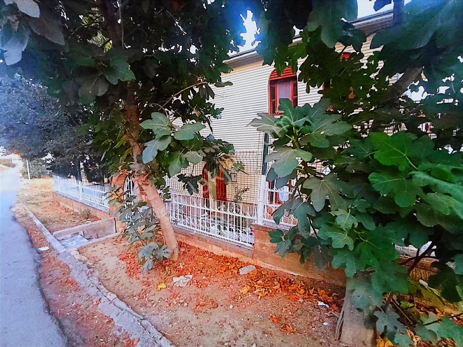 Silivride Denize Yürüme Mesafesinde Bahçeli 3+1 Villa - Görsel 14