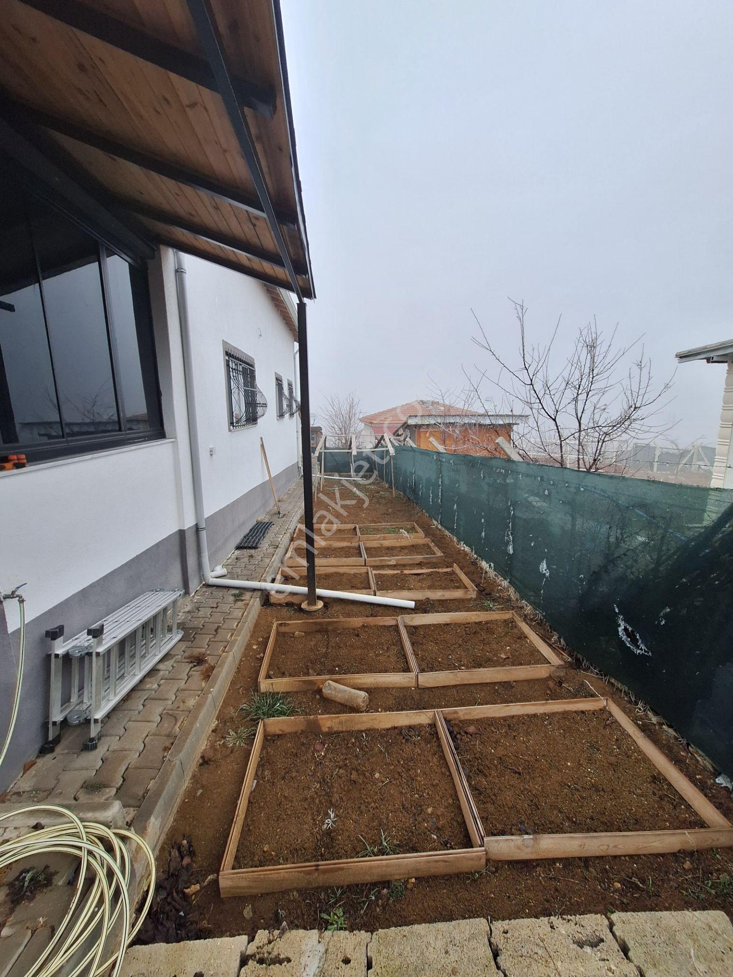 Sahibinden Bahçeli İskanlı Betonarme Müstakil Ev - Görsel 7