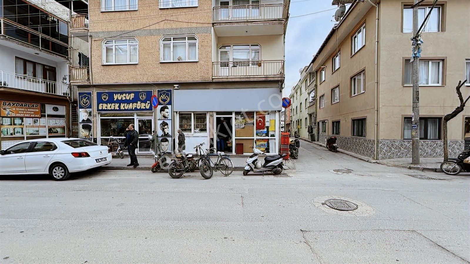 Gençler Gayrimenkul'den Mesudiye İnegöl Caddesi Üzeri - Görsel 2