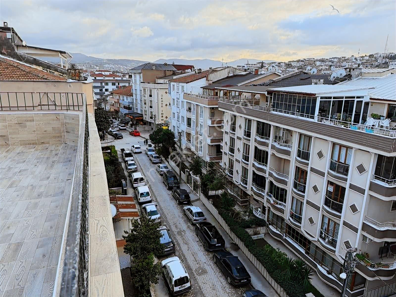 Blue Yatırım'dan Yalova Merkez'de Deniz Gören Satılık Dubleks - Görsel 3