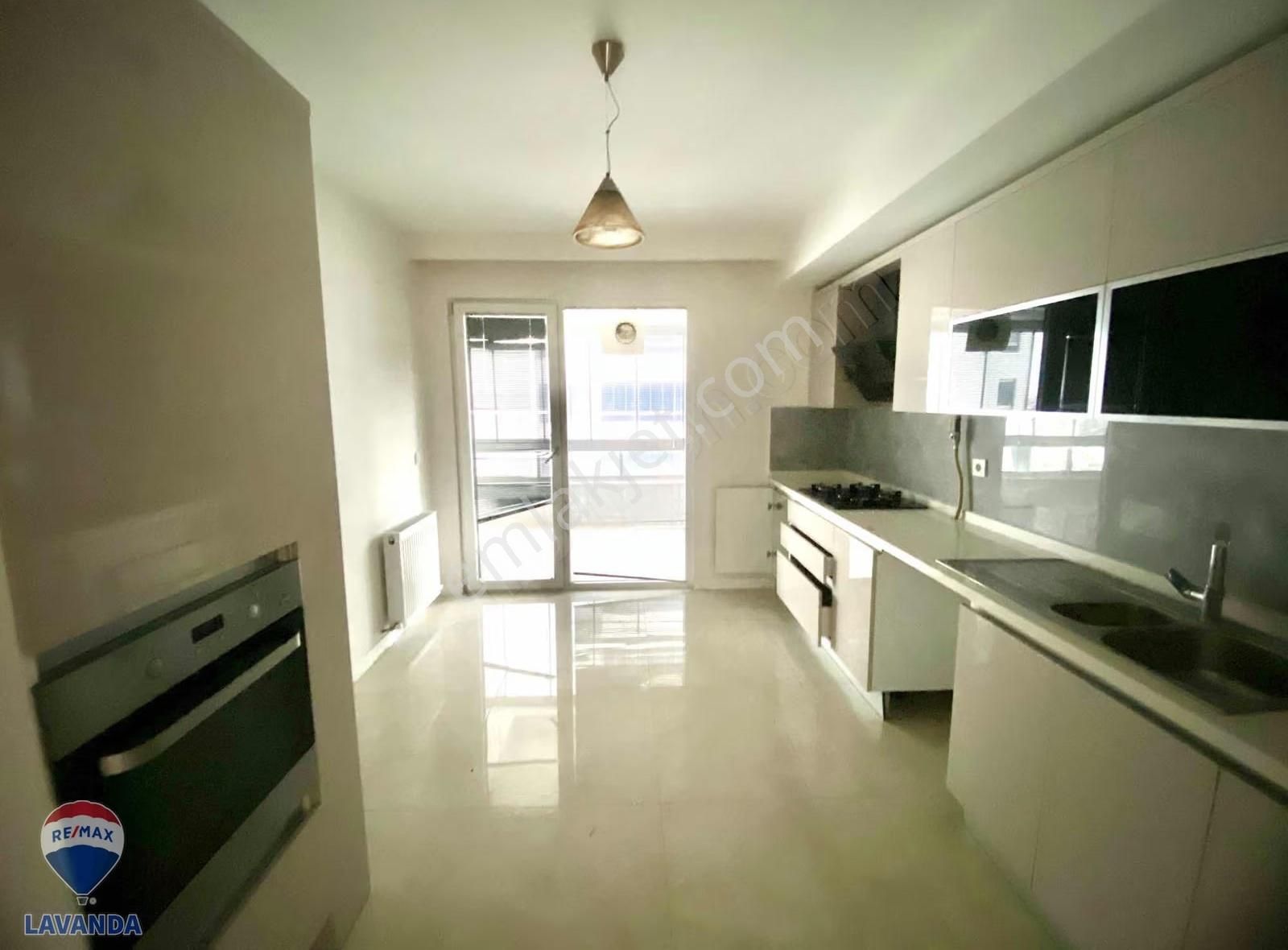 Remax Lavanda'dan Greentown Sitesinde 3+1 Lüks Kiralık Daire - Görsel 10