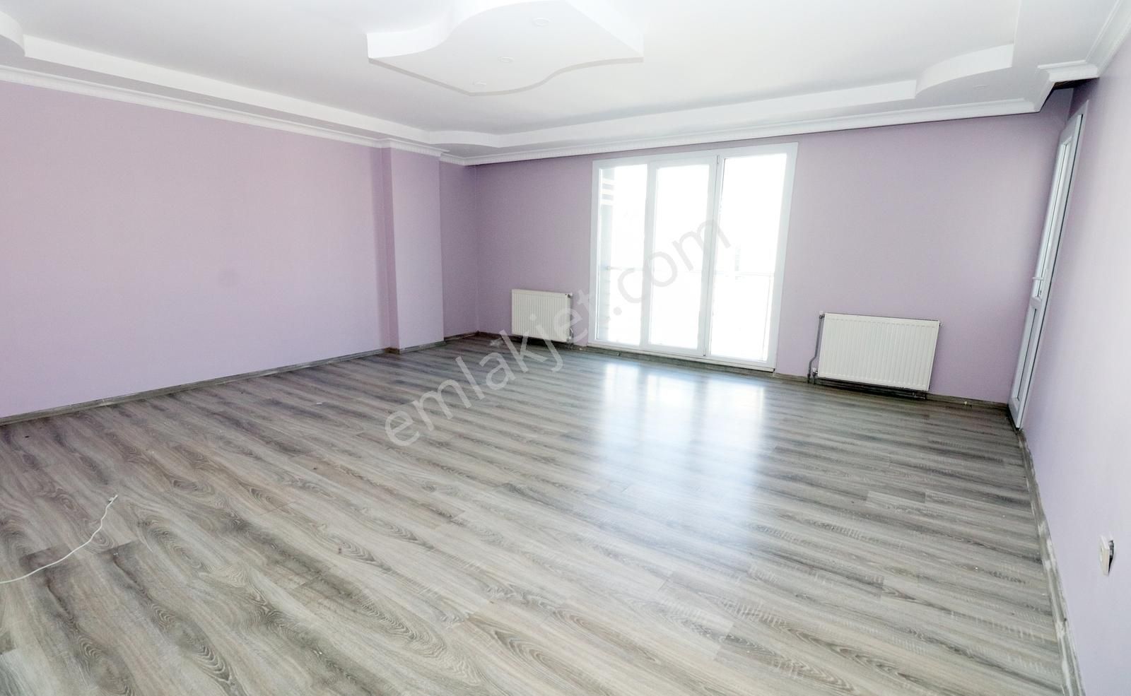 Esenyurt Üçevler Satılık Daire - Görsel 2