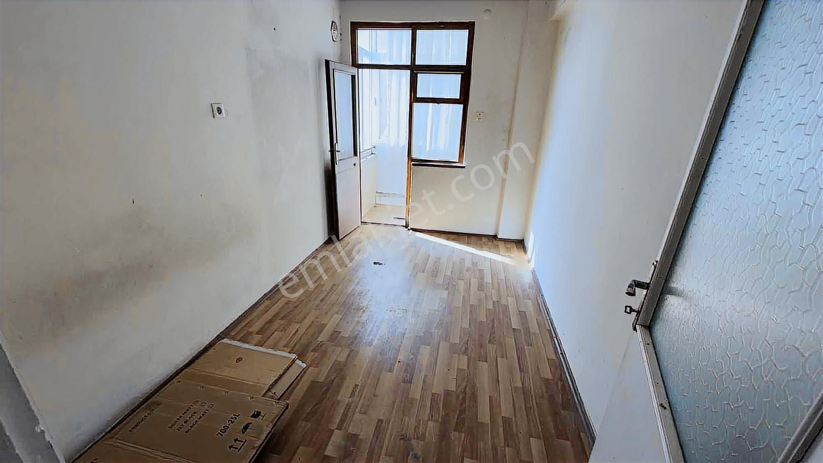 Merkezi Konum 3+1 1. Kat Kiralık Daire - Görsel 16