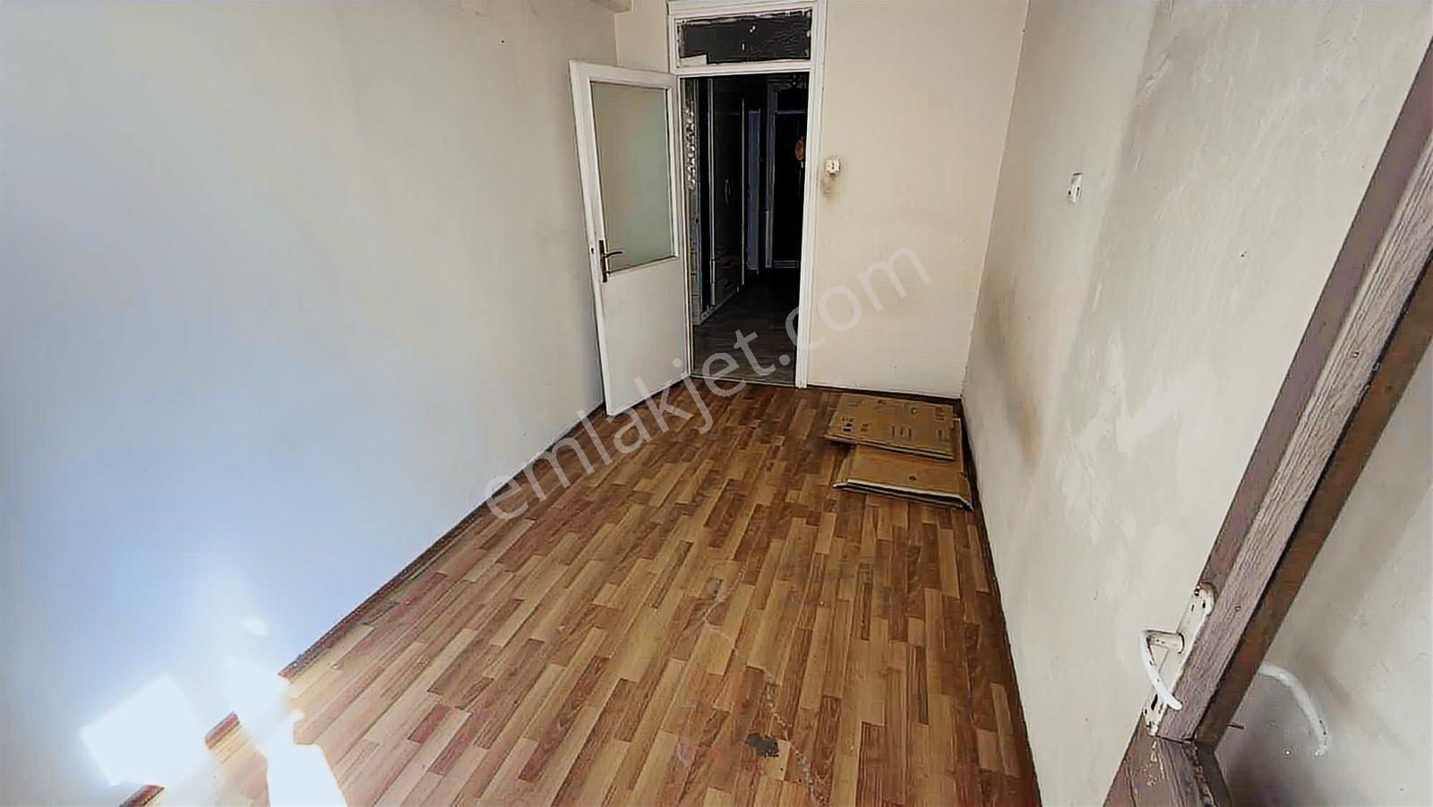 Merkezi Konum 3+1 1. Kat Kiralık Daire - Görsel 14