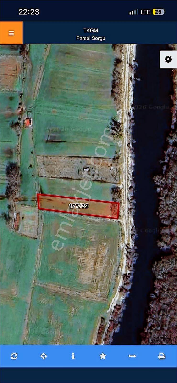 Kıyıköyde 300 M² Deniz Manzaralı Satılık Arsa - Görsel 4