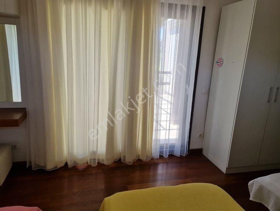 Gölköy' De Geniş Bahçeli Villa 3+1 / 200m2 - Görsel 25