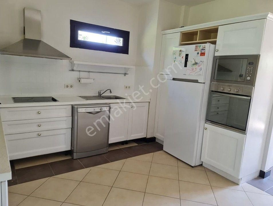 Gölköy' De Geniş Bahçeli Villa 3+1 / 200m2 - Görsel 22