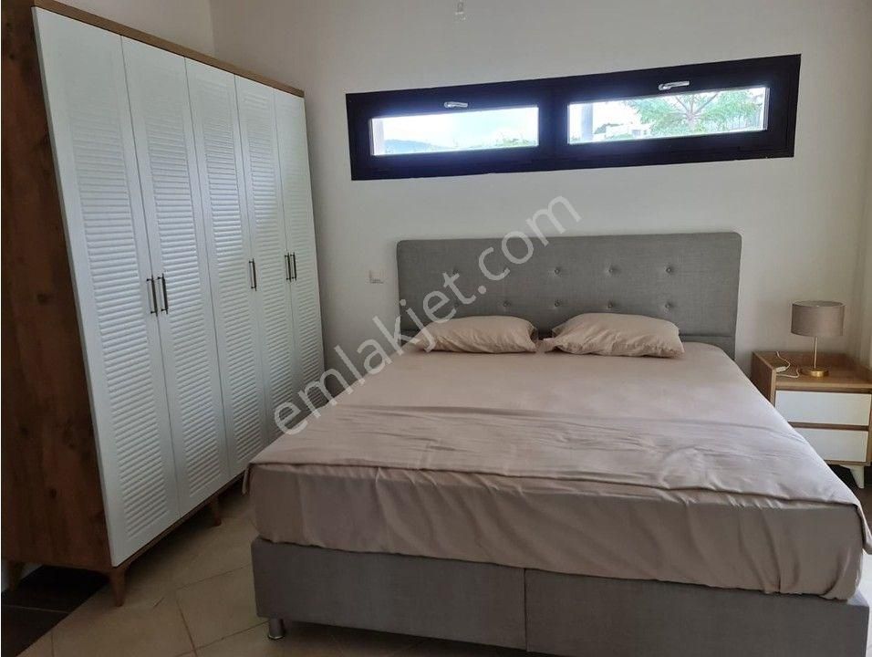 Gölköy' De Geniş Bahçeli Villa 3+1 / 200m2 - Görsel 24