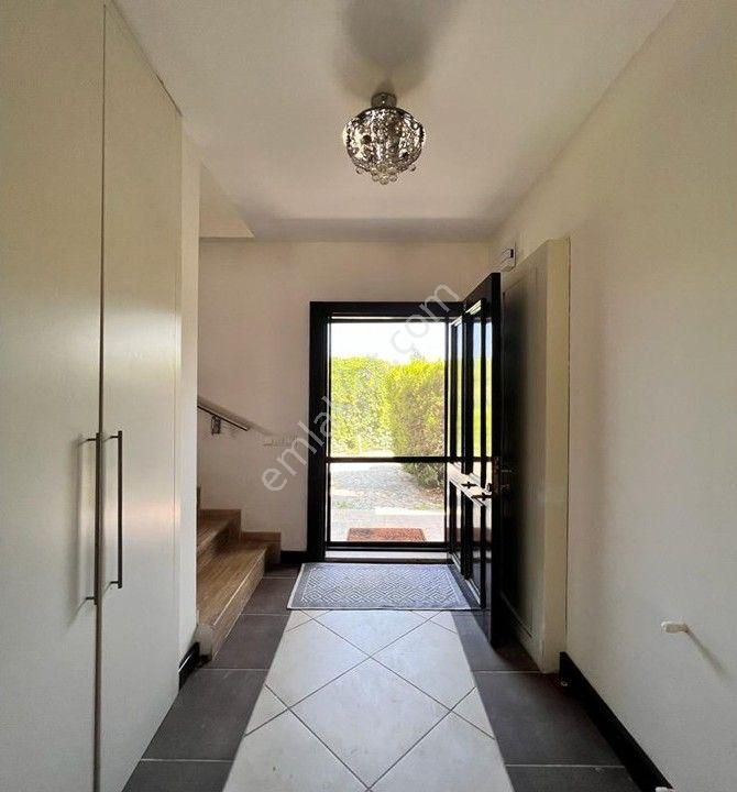 Gölköy' De Geniş Bahçeli Villa 3+1 / 200m2 - Görsel 17