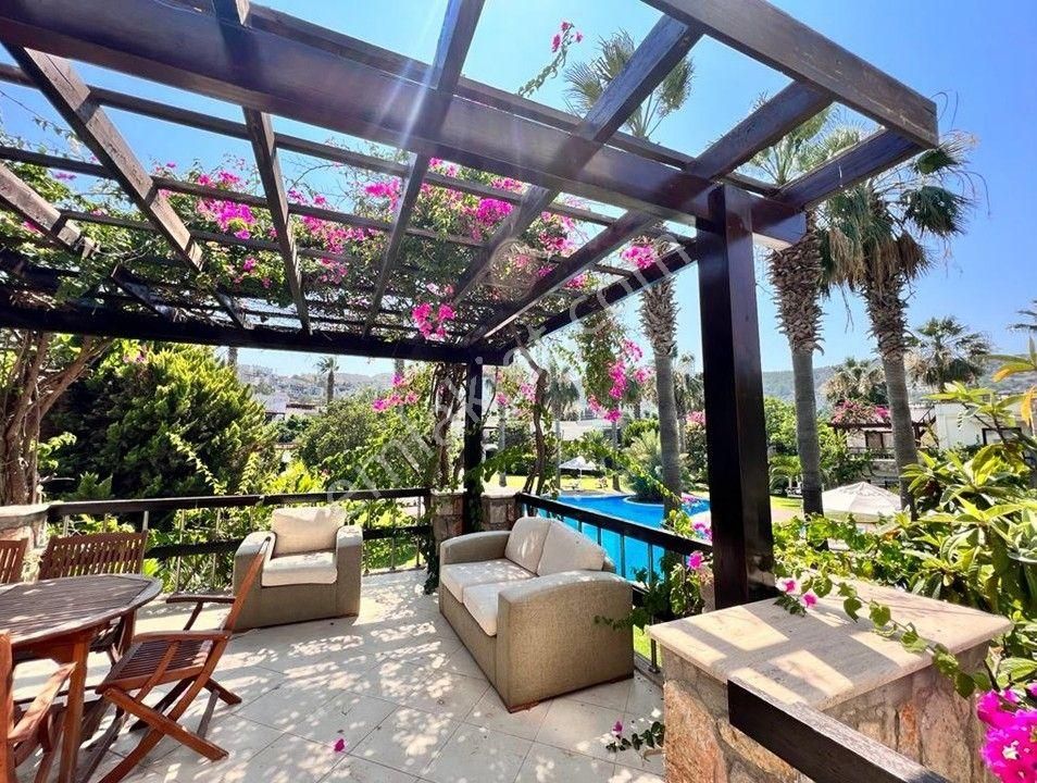 Gölköy' De Geniş Bahçeli Villa 3+1 / 200m2 - Görsel 5