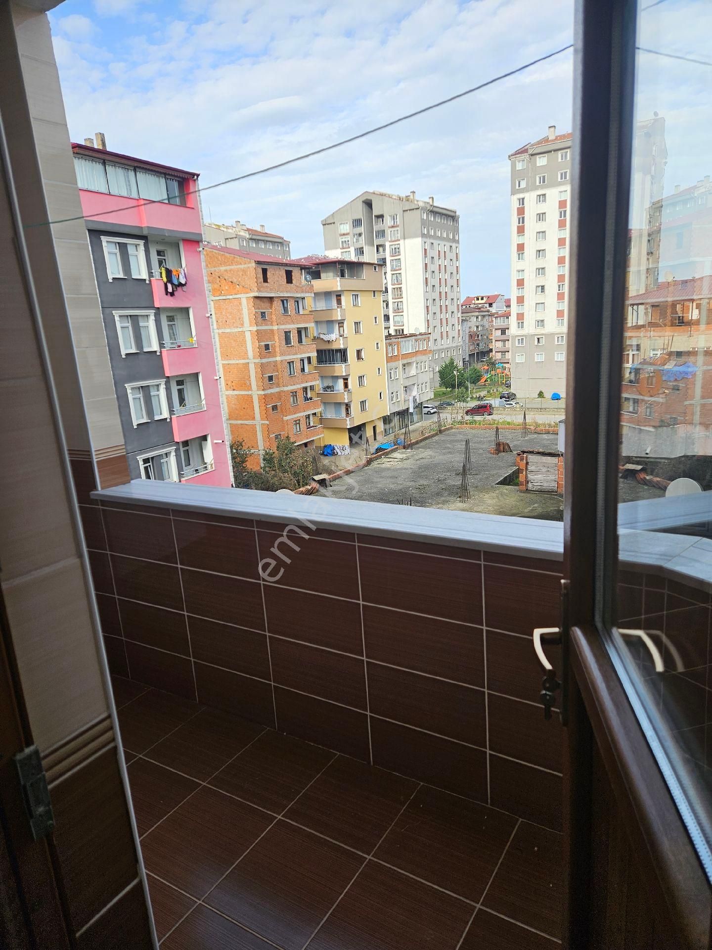 Araklı Yolgörende 4+1 Geniş Ve Aydınlık Daire Boş Teslim - Görsel 9
