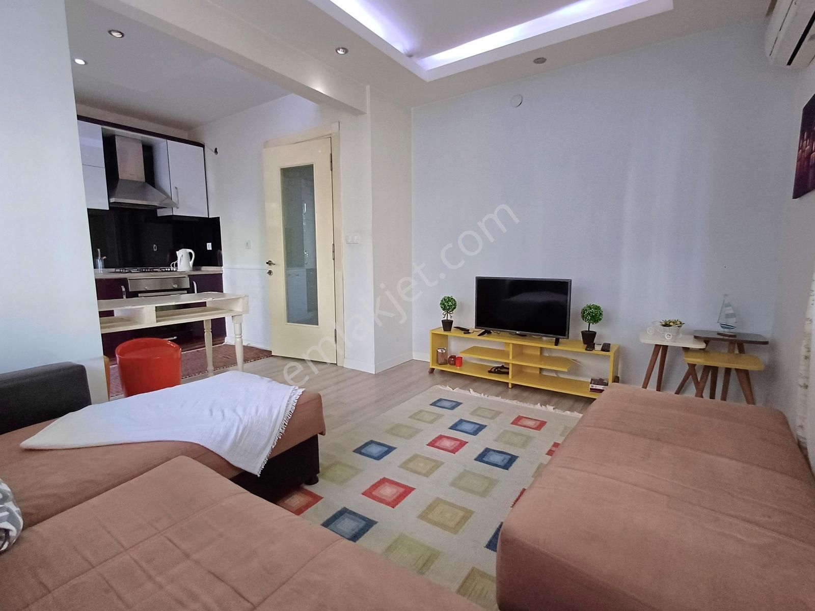 Anadolu Hastanesi Doğugarajı Kısa Uzun Dönem Eşyalı 1+1 Kiralık - Görsel 2