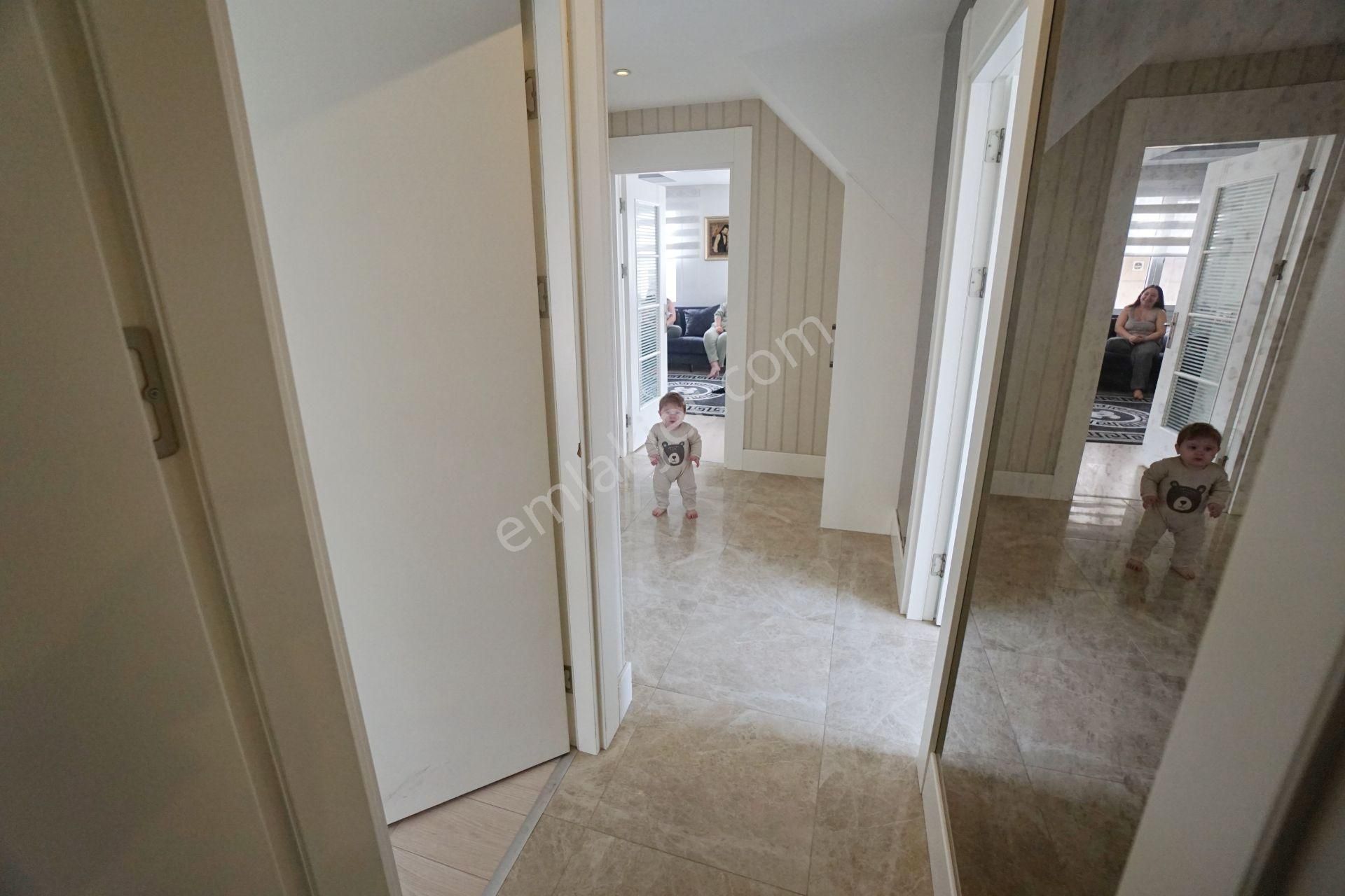 Meral R1666 Yeni Pakten Sk 7yaş Klimalı Ultralüks 4+1 Dubleks - Görsel 17