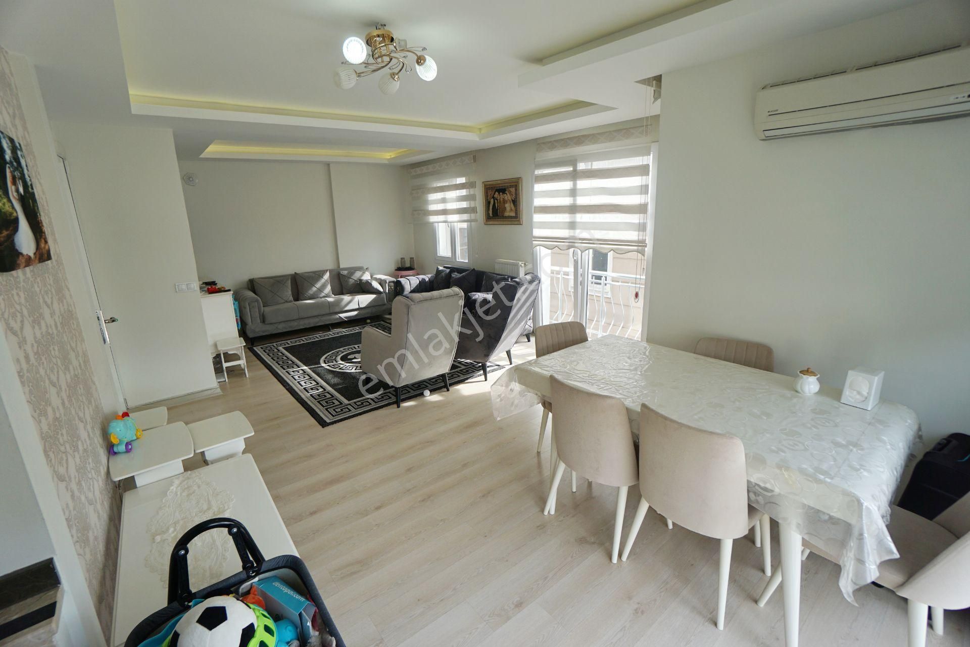 Meral R1666 Yeni Pakten Sk 7yaş Klimalı Ultralüks 4+1 Dubleks - Görsel 3